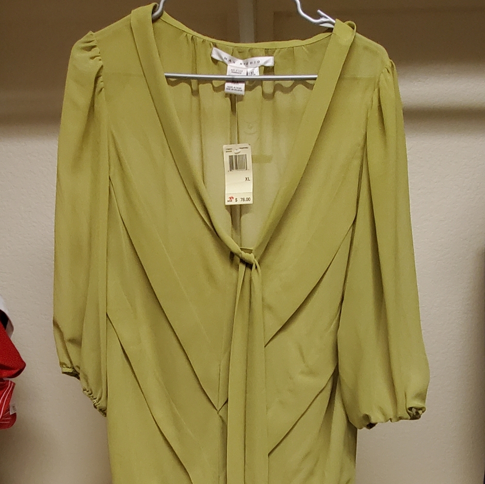 Brand new max studio blouse